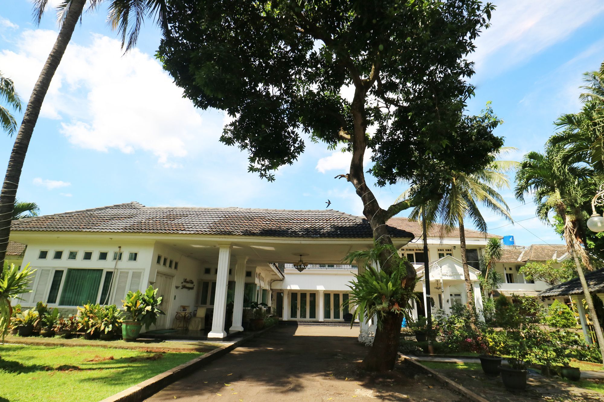 Villa Sri Manganti Jakarta Exterior foto